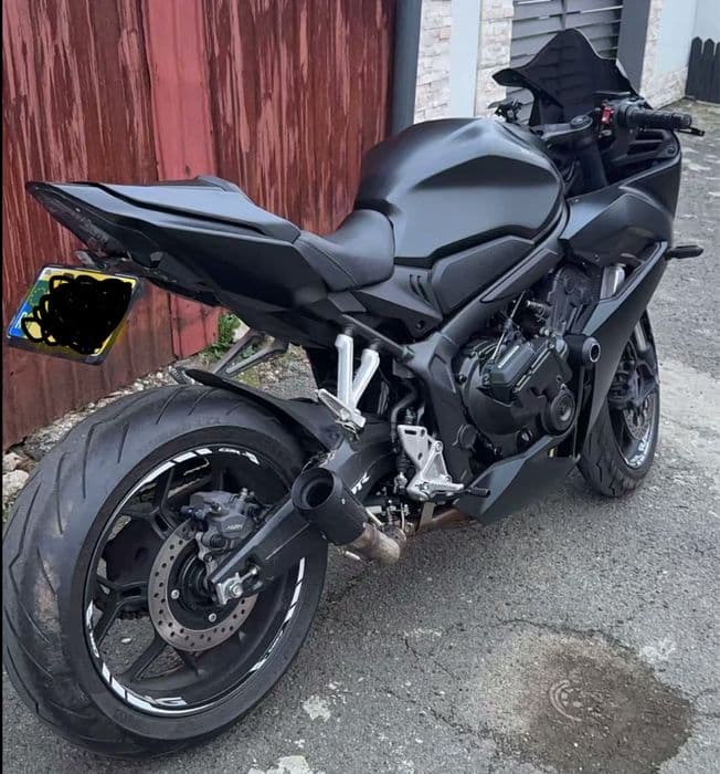 Honda cbr 650r 2024 limitat a2 de fabrica