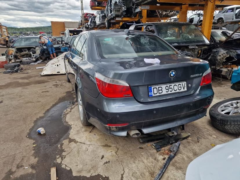 Dezmembram BMW Seria 5 E60/E61 (2003 - 2007) 2.0 d M47 204D4