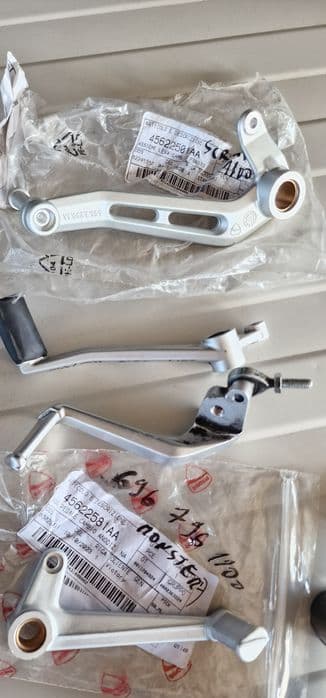 Pedala frâna schimbator DUCATI 848 Monster Multistrada Diavel Panigale