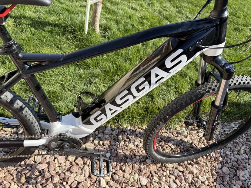 Bicicleta eBike GASGAS CROSS COUNTRY 2.0 29er M/L 2024 Cube Trek KTM
