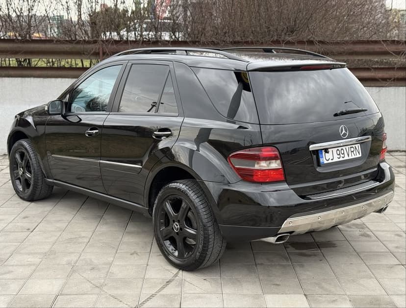 Vand Mercedes ML 320 CDI AUTOUTILITARA 4 locuri Keyless Trapa Navi