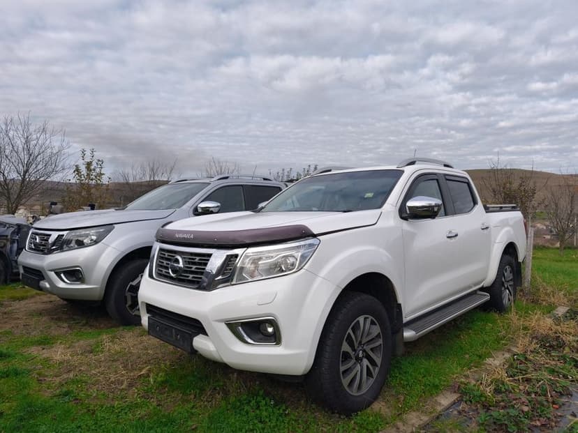 Motor-chiuloasa nissan navara  2.3 2.5 3.0