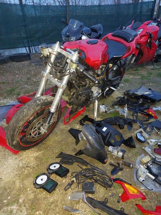 Vand Piese Ducati 749      2006