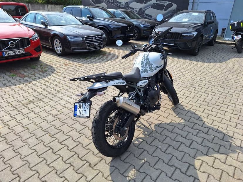 Royal Enfield Himalayan 450