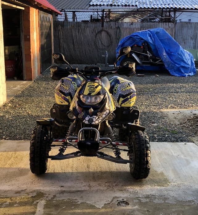 Quad can am bombardier sau schimb cu auto 4x4 sau barca cu motor