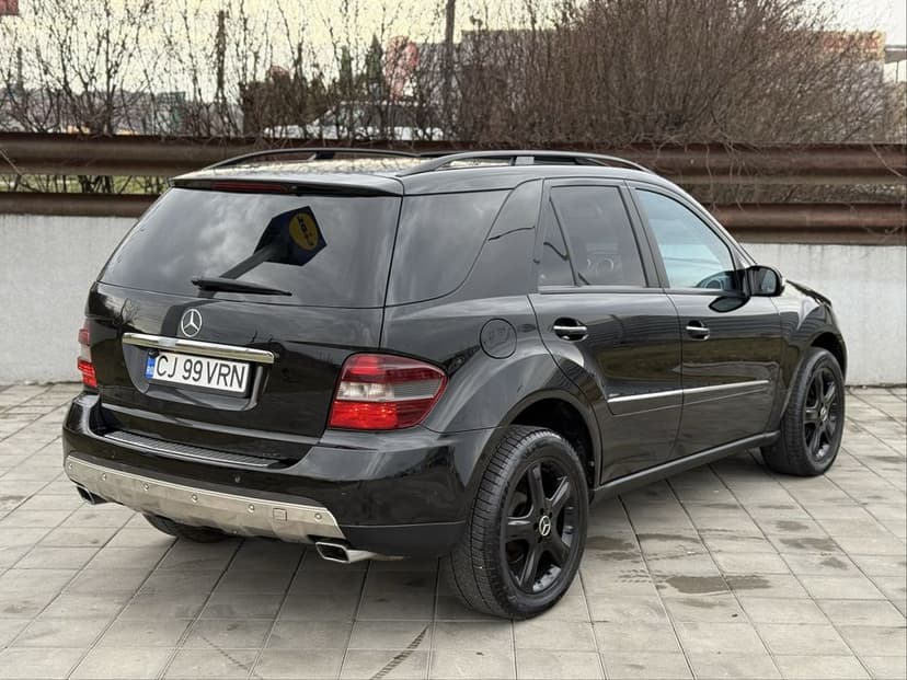 Vand Mercedes ML 320 CDI AUTOUTILITARA 4 locuri Keyless Trapa Navi