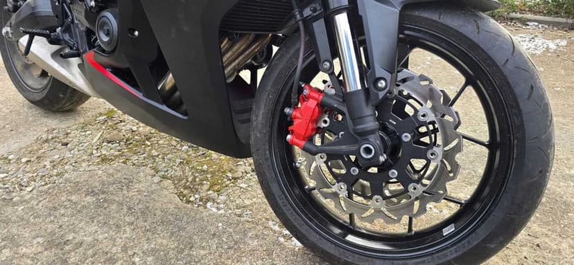 Honda CBR650R e-Clutch