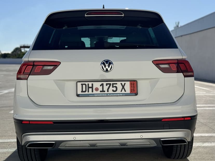 Volkswagen Tiguan//4Motion//2.0//240cp// Matrix//Panoramic//nr rosii
