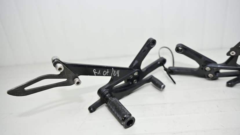 Yamaha R1 2007 2008 Scarite Racing Reglabile Arrow