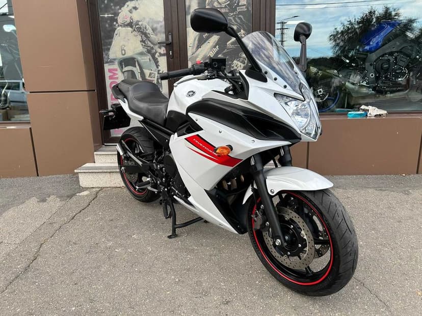 Yamaha XJ6 Diversion F ~ Garantie ~ Rate ~