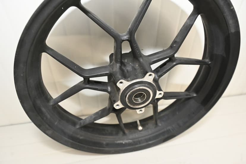 MV Agusta Brutale 675 2012 Janta fata roata