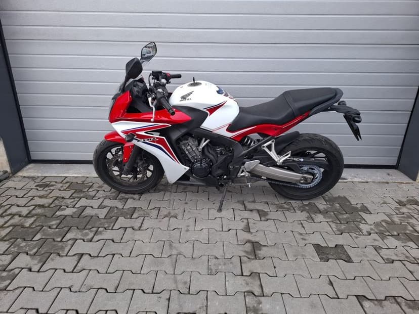 Moto M Parts Ploiesti vinde Honda Cbr 650 F model 2014