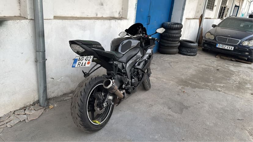 Kawasaki ZX-6R an de fabricatie 2009, vand sau schimb