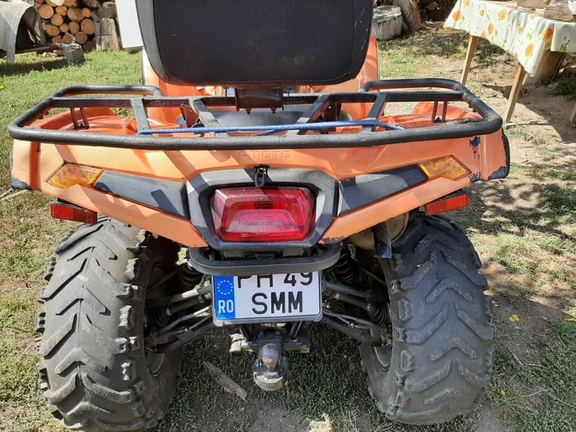 Vând atv cf moto 520
