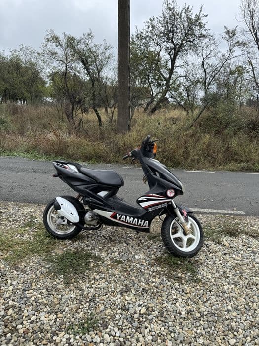 Vand scuter Yamaha Aerox