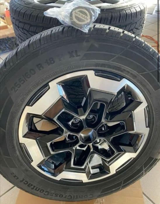 Cauciucuri cu jante Nissan Navara