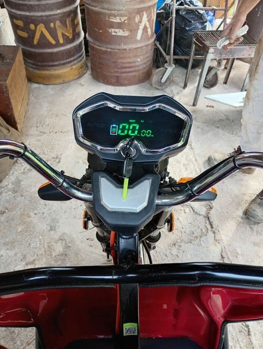 Tricicleta electrica volta apt4 rosu