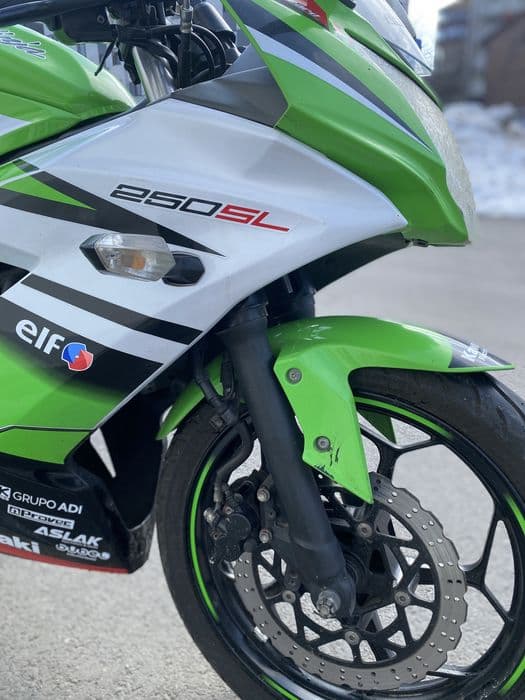 Kawasaki Ninja 250 SL, 2016