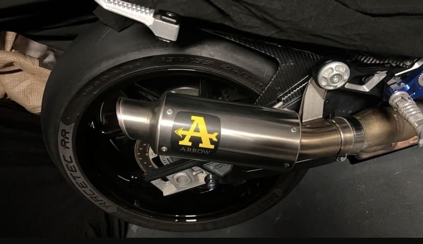 Toba moto Bmw S1000rr omologata caNoua 2019-2025. Arrow Gp2 titan pur