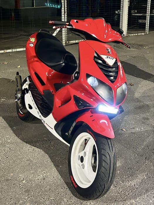 Scuter peugeot speedfight 2 wrc Variante Auto