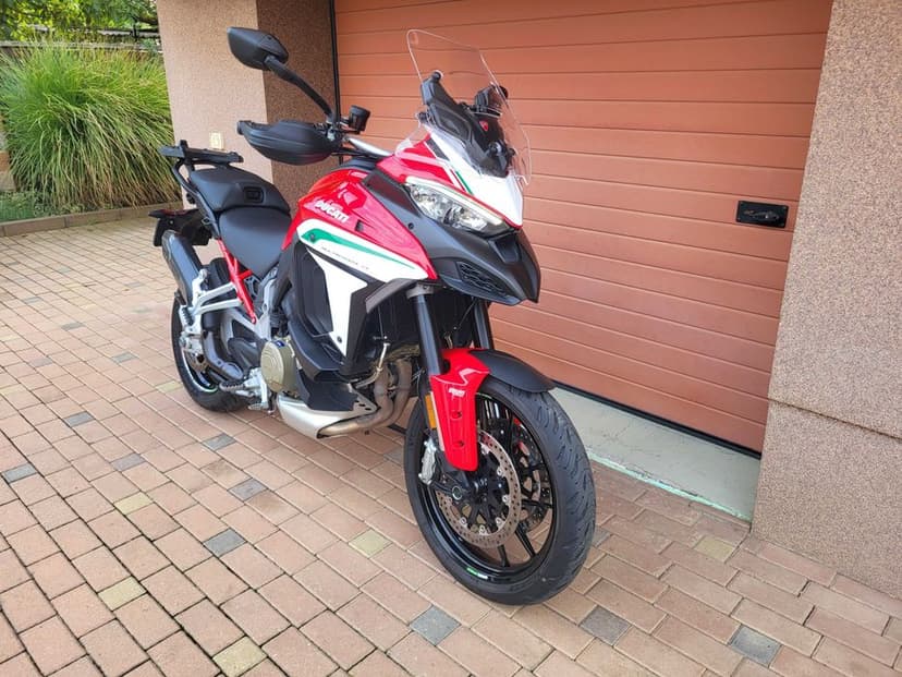 Ducati multistrada v4 travel