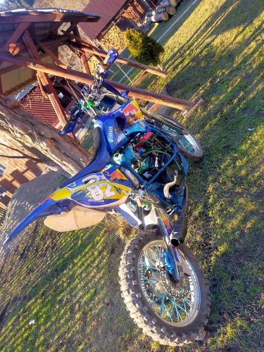 Vând proiect cross cu motor de Kawasaki zx 10