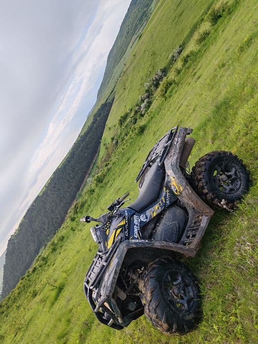 Vând cam am 800 outlander