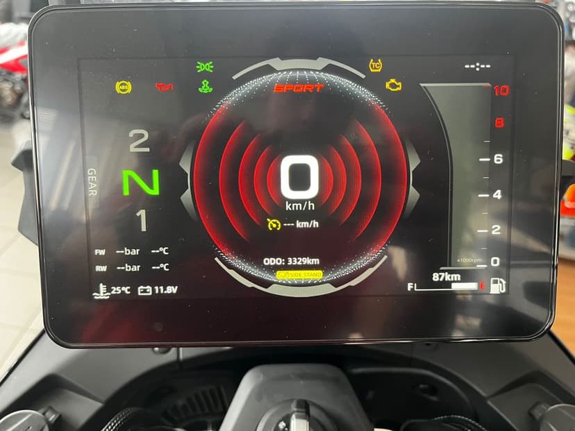 CFmoto 800 mt explorer