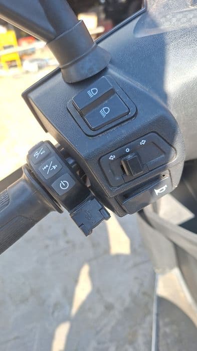 Vând scuter electric ztech