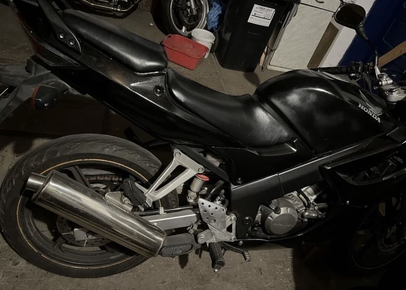 HONDA CBR 125 R (A1)