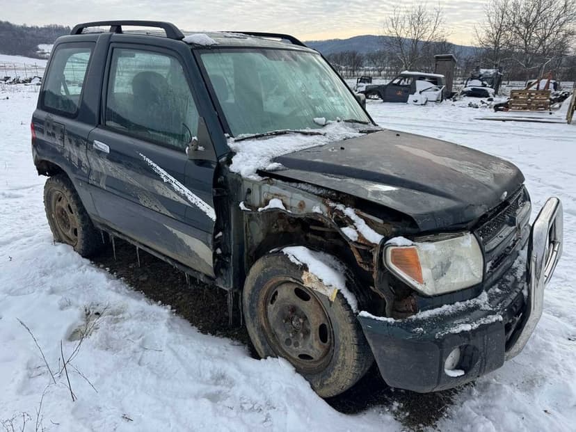 Dezmembrari Dezmembrez Piese piesa Dez Mitsubishi Pajero Pinin 2.0 GDI