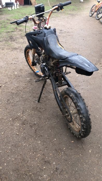 Vand sau schimb cu atv