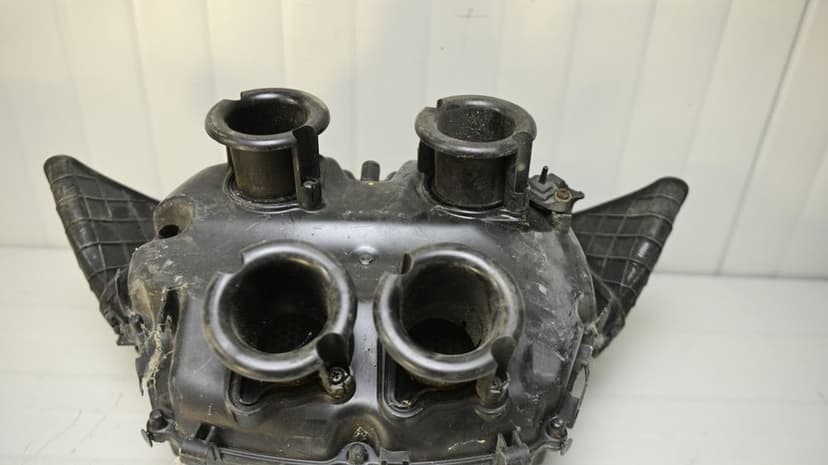 Honda VFR1200F 2010 Carcasa Filtru de aer Airbox