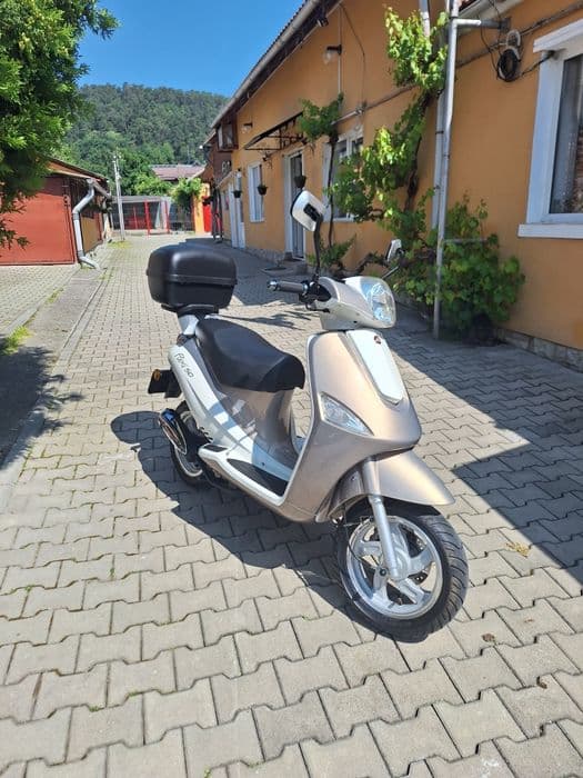 Vand sau schimb cu diverse