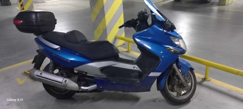 Scuter maxiscuter kimco xciting 500cc