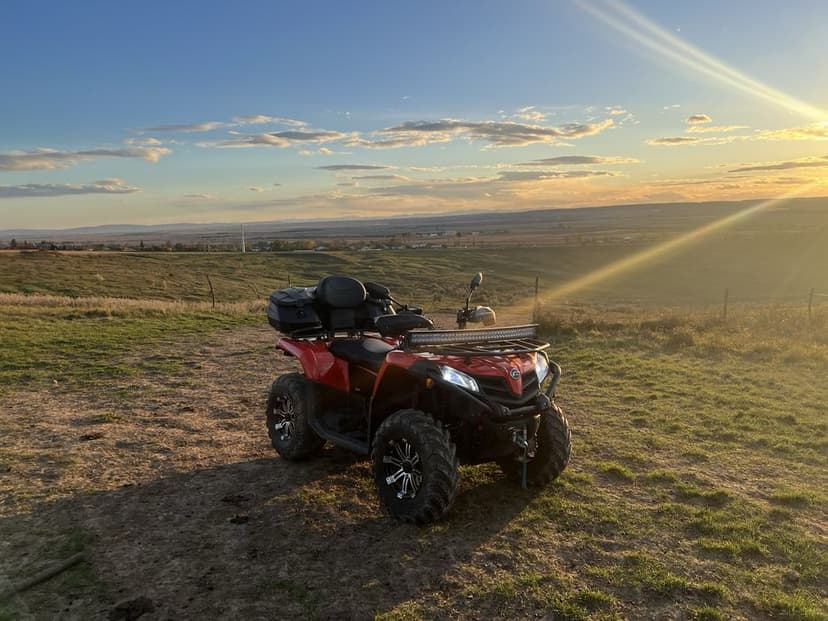 Vând atv CF MOTO 520L cu servo