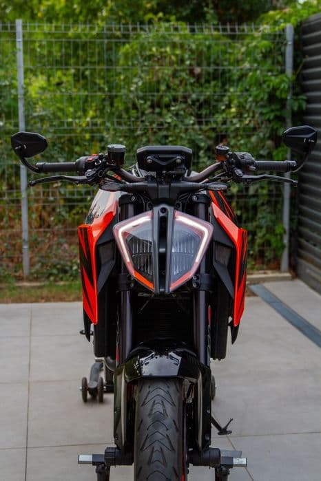 Vand KTM 1290 Superduke R - ABS, Traction control, Keyless go