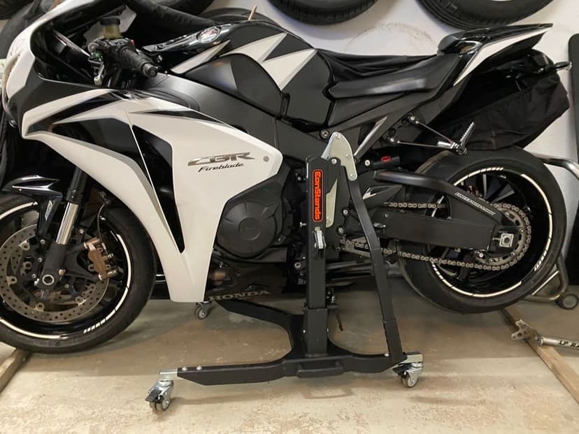 Placa adaptoare ConStands Honda CBR 1000RR