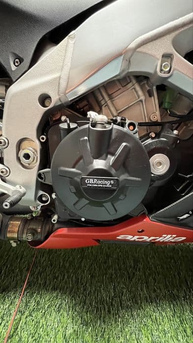 APRILIA RSV-4 FACTORY model deosebit