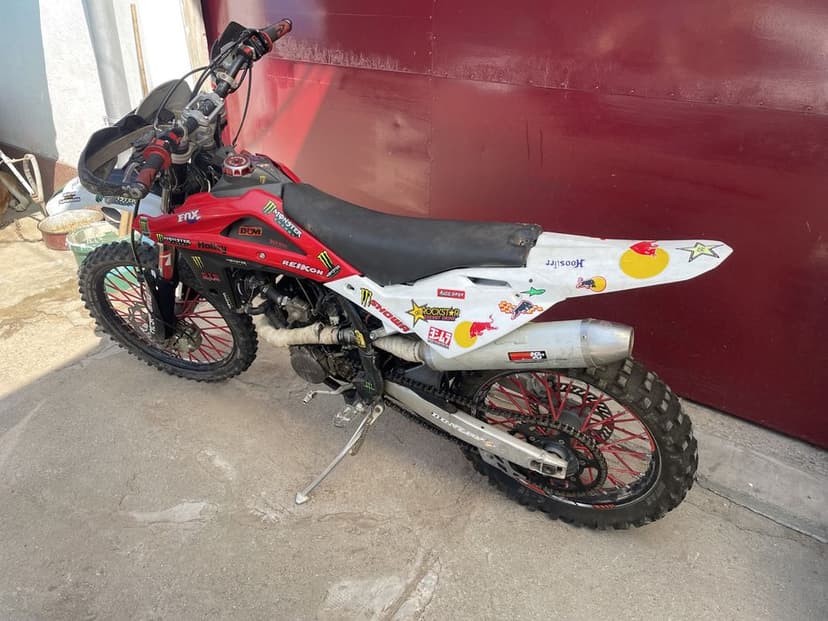 Dezmembrez / piese Husqvarna TE310 2013 injectie