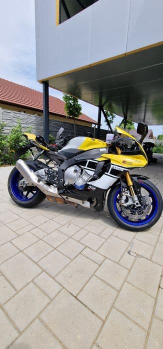 Motor complet YAMAHA  R1 M RN32 2015 2019 cadru cu acte OHLINS