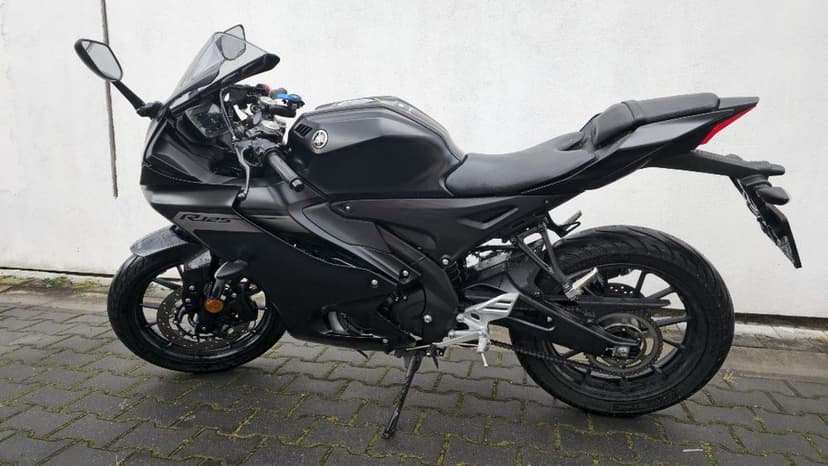Yamaha Yzf r125 2025 negru