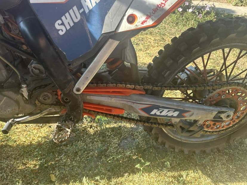 Vând Cross KTM in stare foarte bună