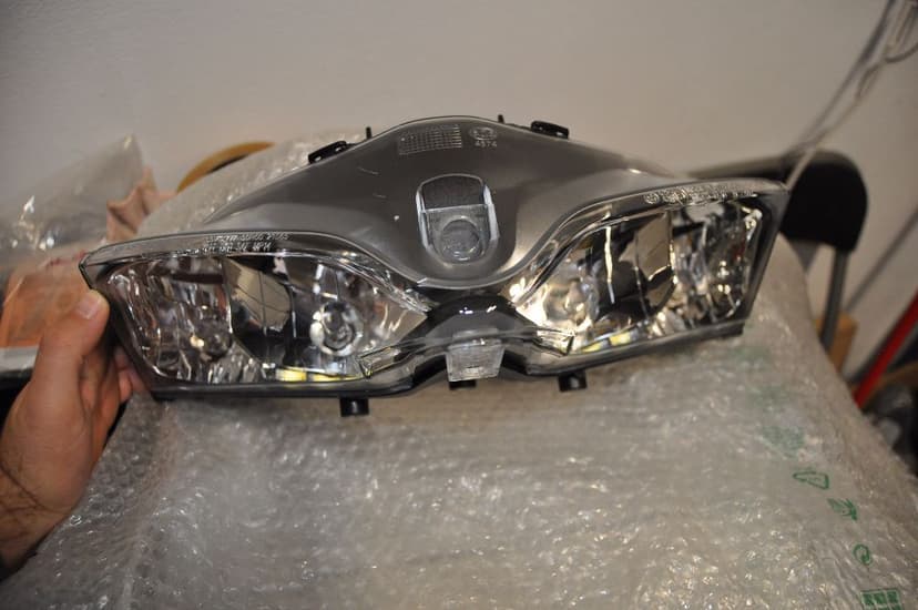 Faruri Ducati Multistrada  ,noi, originale