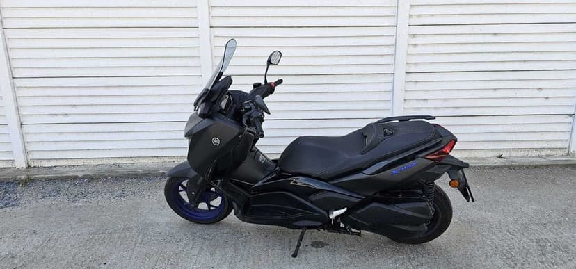 YAMAHA XMAX 300 - 2024, 6 luni garantie, 6400 km