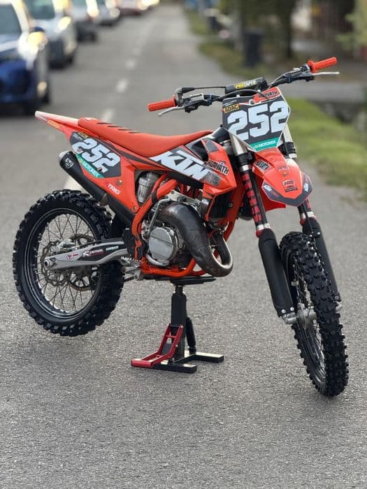 Vând KTM 125 SX 2 timpi Power valve/2022/TUNING/4300€neg!
