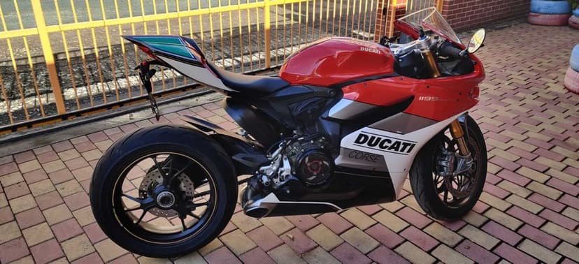 Ducati Panigale 1199 NU honda, yamaha, suzuki, kawasaki, aprilia