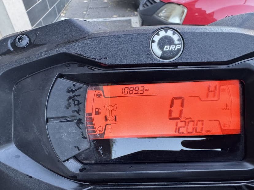 Can am outlander MAX 1000R tva deductibil