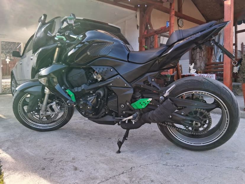 Kawasaki z1000 an 2008