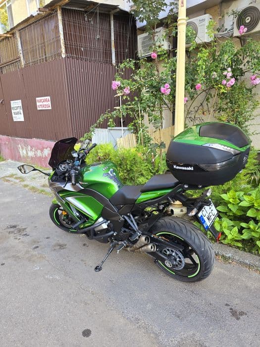 Motocicleta Kawasaki Z1000SX 2020